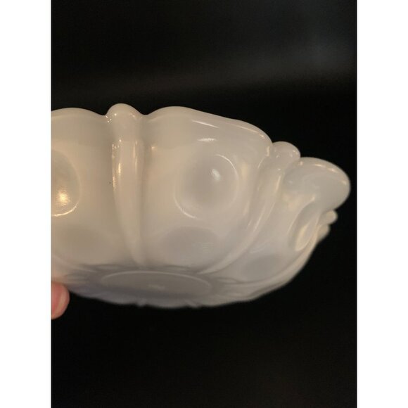 Anchor Hocking Milk Glass Ashtray 4 inches Mid Century Modern - Picture 3 of 6